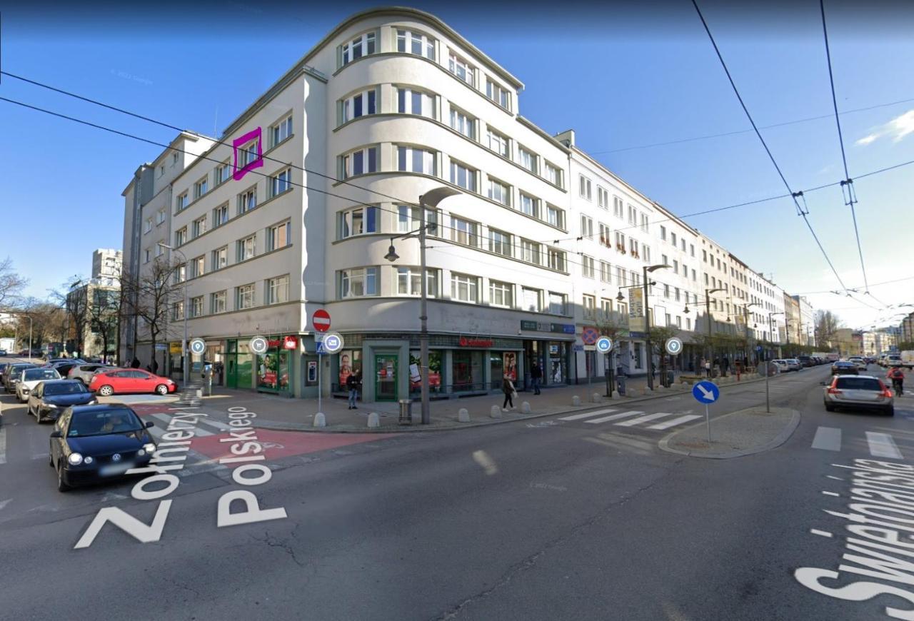Blue Door Apartment, Swietojanska, Srodmiescie Apartment